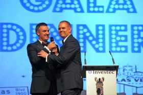 IFP&#039;s Steve Gazzard and Gary Dale of Investec Structured Products share a joke on stage