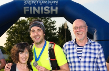 Martin Bamford CFPCM Chartered MCSI, pictured middle